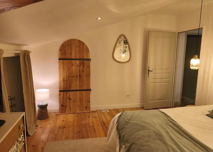 Domaine Des Acacias * Clermont-Dessous